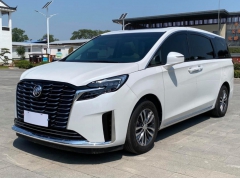 北京租商务车7座多少钱一天？正规北京汽